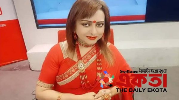 চিত্রনায়িকা অঞ্জনা রহমান।