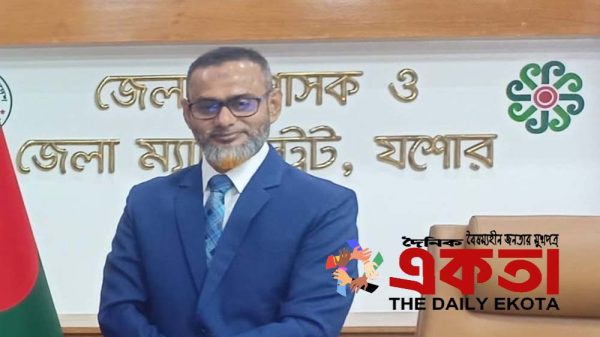 যশোরের জেলা প্রশাসক আজাহারুল ইসলাম।