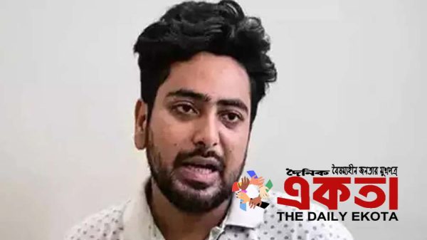 অন্তর্বর্তী সরকারের উপদেষ্টা নাহিদ ইসলাম।