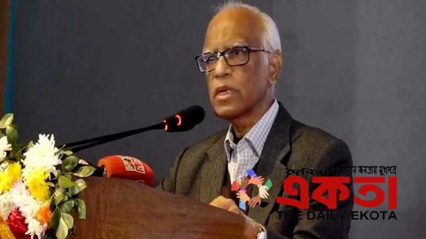 শিক্ষা ও পরিকল্পনা উপদেষ্টা ওয়াহিদউদ্দিন মাহমুদ ।