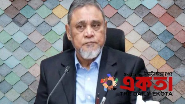 প্রধান নির্বাচন কমিশনার (সিইসি) আ. ম. ম নাসির।