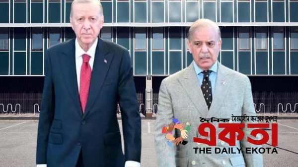 তুরস্কের প্রেসিডেন্ট রিসেপ তাইয়্যেপ এরদোগান ও পাকিস্তানের প্রধানমন্ত্রী শাহবাজ শরীফ।