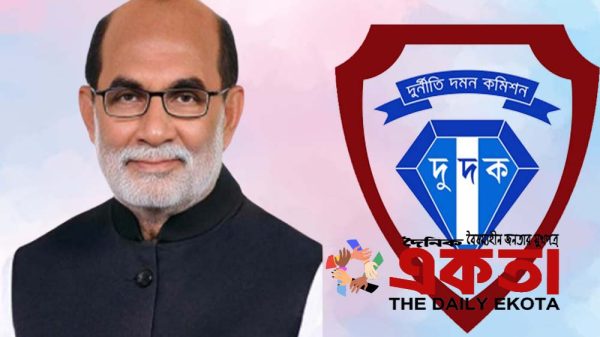 সাবেক গৃহায়ন ও গণপূর্ত মন্ত্রী শ ম রেজাউল করিম।