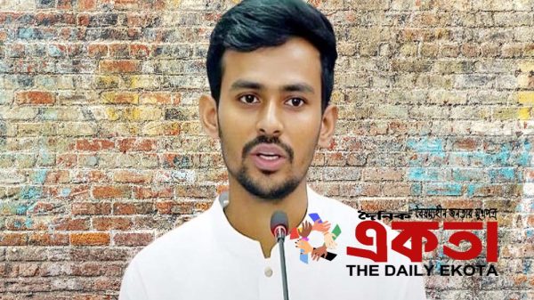 স্থানীয় সরকার, পল্লী উন্নয়ন ও সমবায় এবং যুব ও ক্রীড়া উপদেষ্টা আসিফ মাহমুদ সজিব ভূঁইয়া।