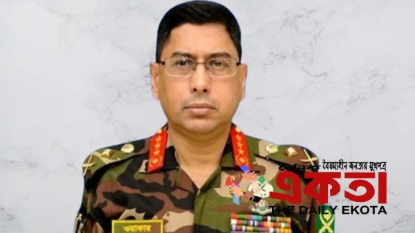বাংলাদেশ সেনাবাহিনীর প্রধান জেনারেল ওয়াকার-উজ-জামান।
